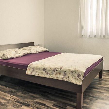 Apartments Domagoj - On The Beach Lukovo Šugarje Esterno foto
