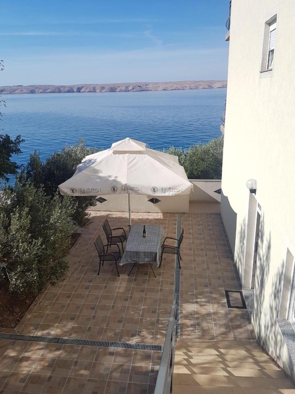 Apartments Domagoj - On The Beach Lukovo Šugarje Esterno foto